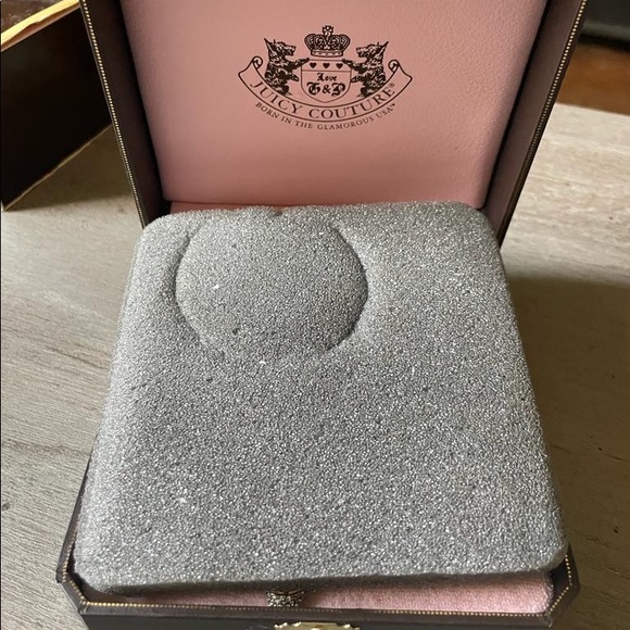 JUICY COUTURE necklace. - Picture 6 of 7